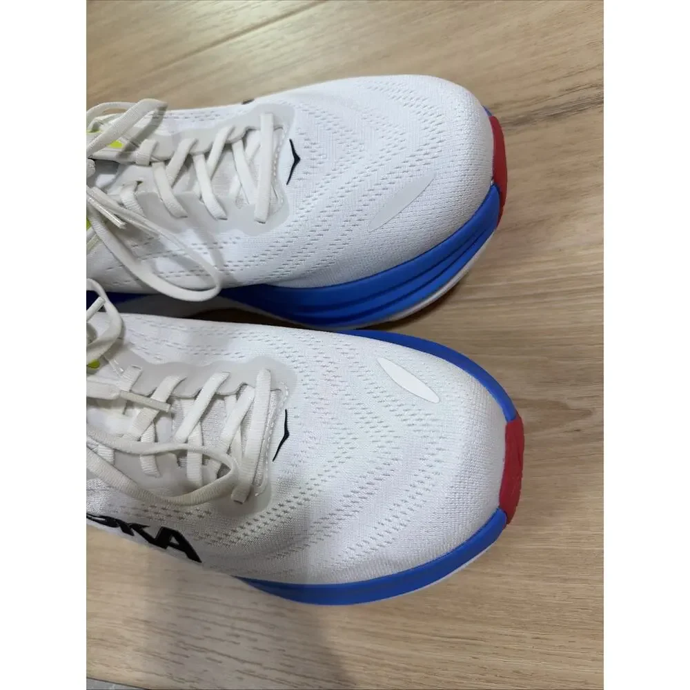Hoka One One product pair
